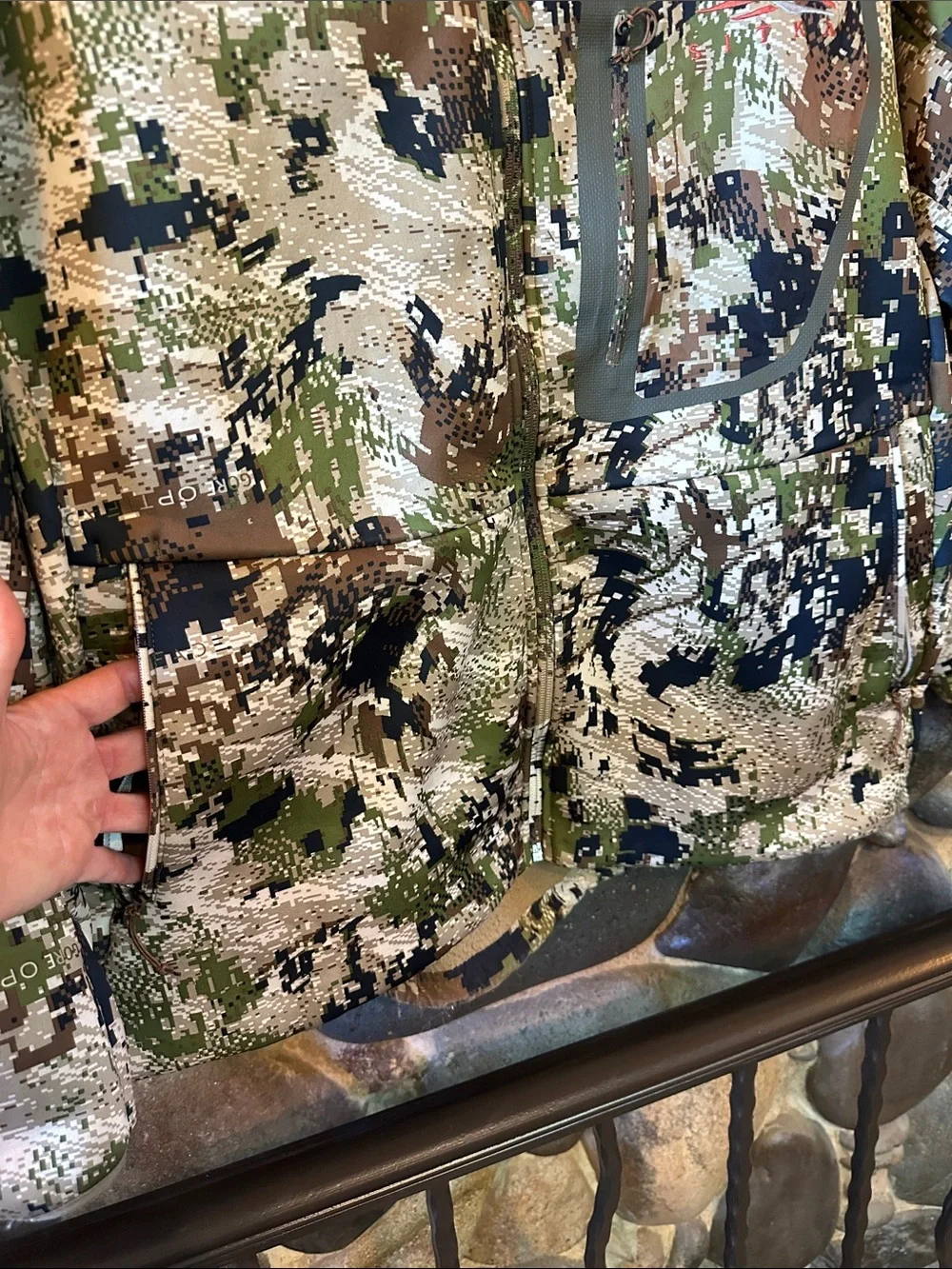 sitka zip comfort